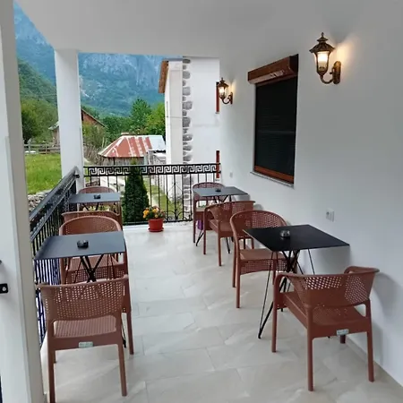 Dragobia House & Table Hotel 5*
